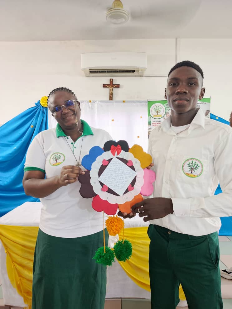Messe de Rentrée Académique 2024 - 2025 : 
Une bénédiction pour un engagement renouvelé en faveur de l'éducation spécialisée
